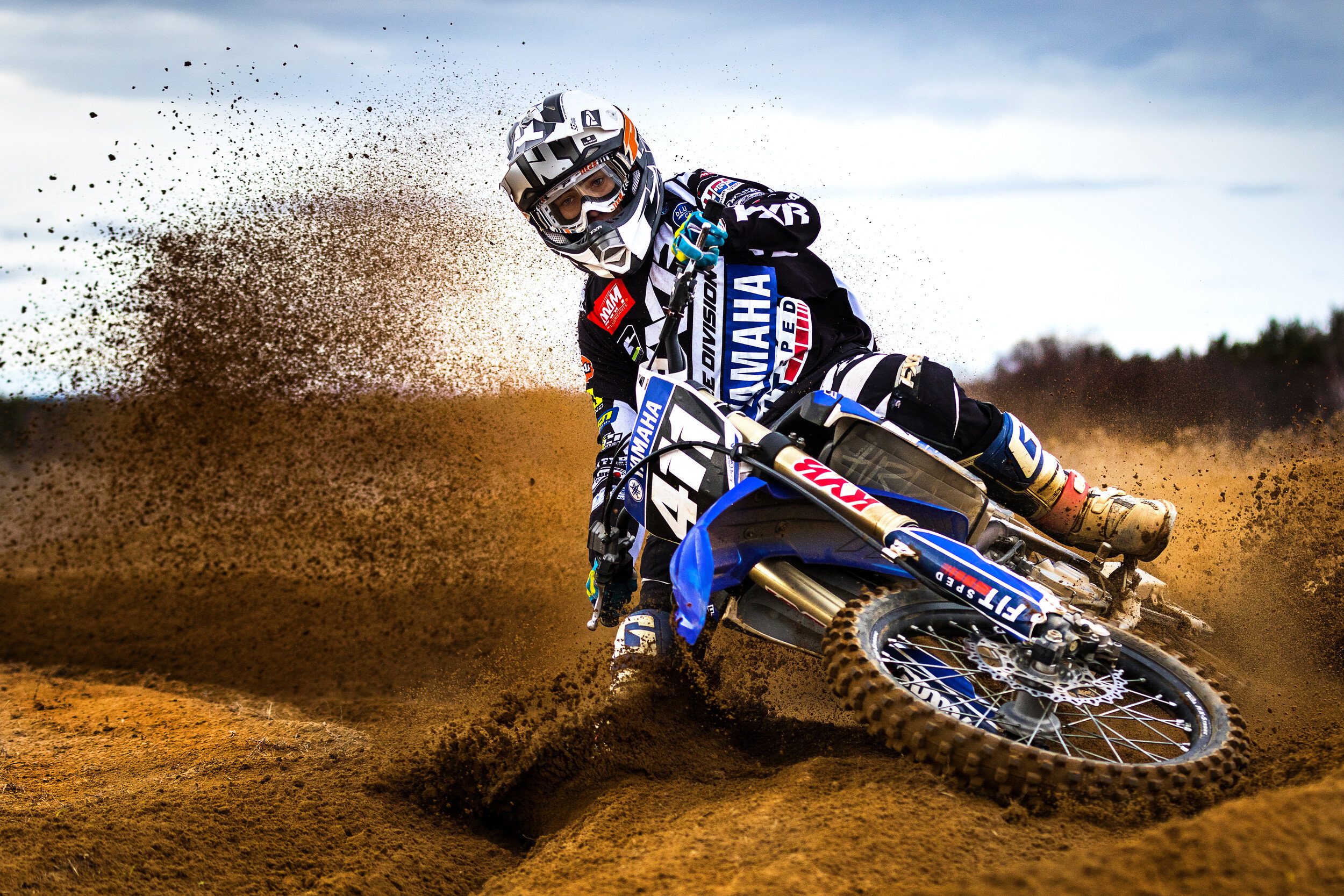 Motocross Dirt Thrill